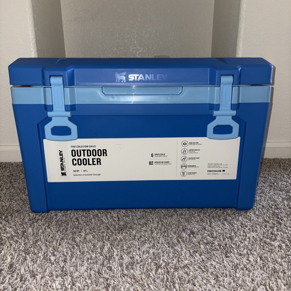 New STANLEY Easy Carry Outdoor Cooler 50 Qt 47 L with‎ Bungee System - Genuine